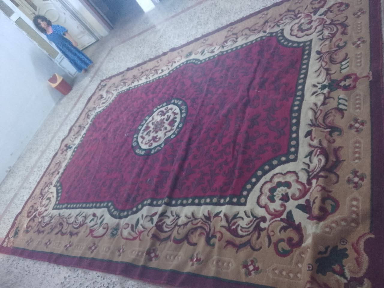 عدنا محافير اثنين مابيهم اي عيب اثنينهم بخمسين الف اللي يشتري يتواصل ***********
