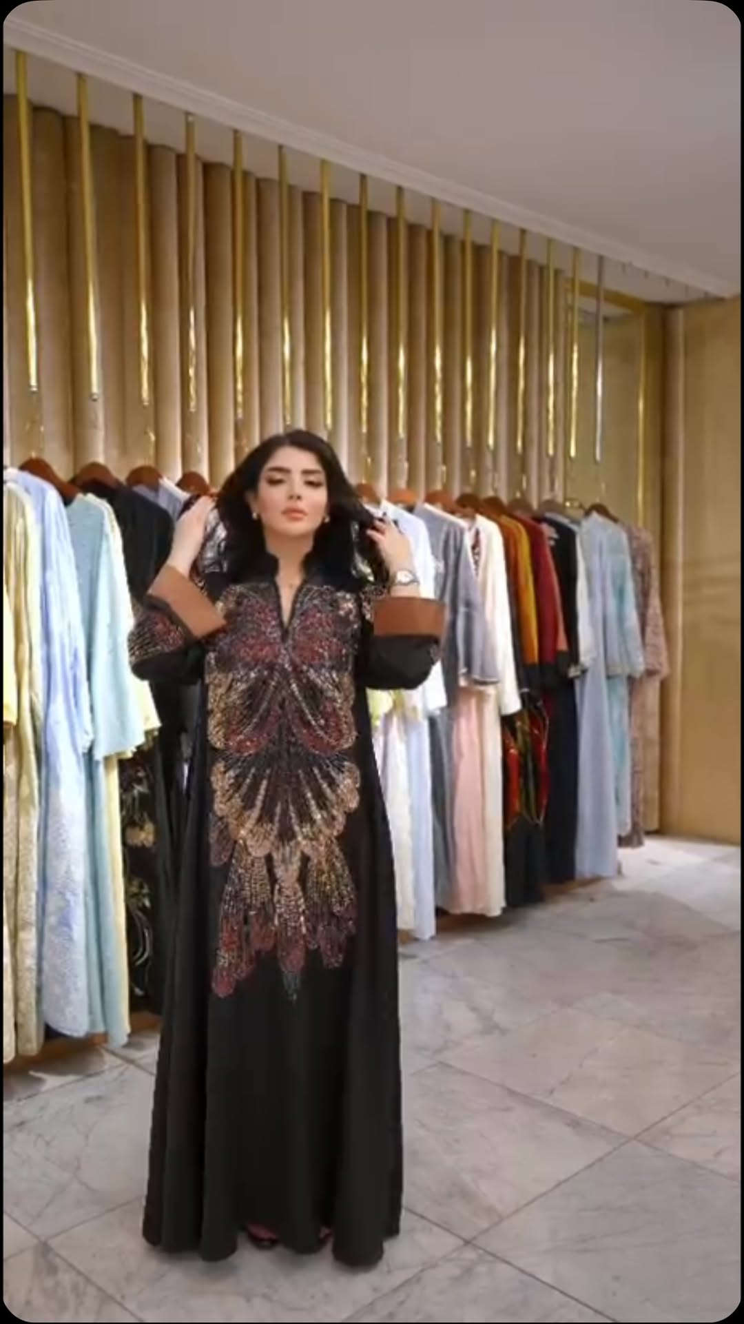 ملابس • للبيع