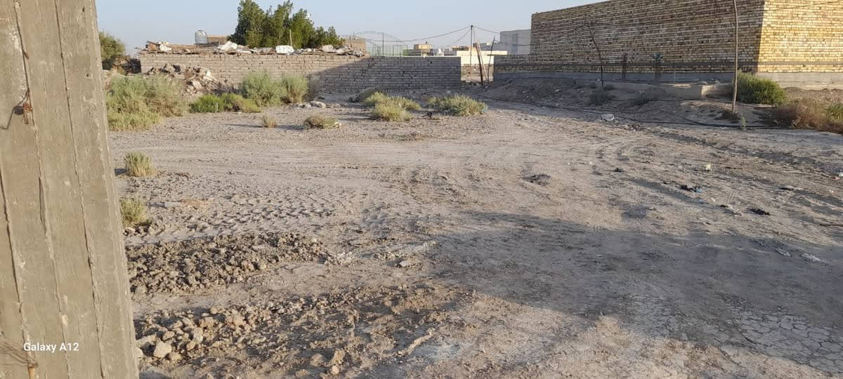 قطعه زراعي للبيع
مساحه 800 متر 

حي الجوادين فرع المدرسه الصينيه 

محدده بسياج بلوك 

كافه الخدمات متوفر كهرباء ماي مجاري 

سعر 38 وبيه مجال للشراي 

لاستفسار والتواصل خاص او على الارقام لتاليه

منتظر حازم :  ***********

نستقبل كافه العروض الطابو والزراعي بيع وشراء في جميع مناطق سوك الشيوخ في مكتب الأمير للعقار  حي الجوادين قرب الصيدليه مباشرتا

نص مكتوب في الصور:
- Galaxy A12
