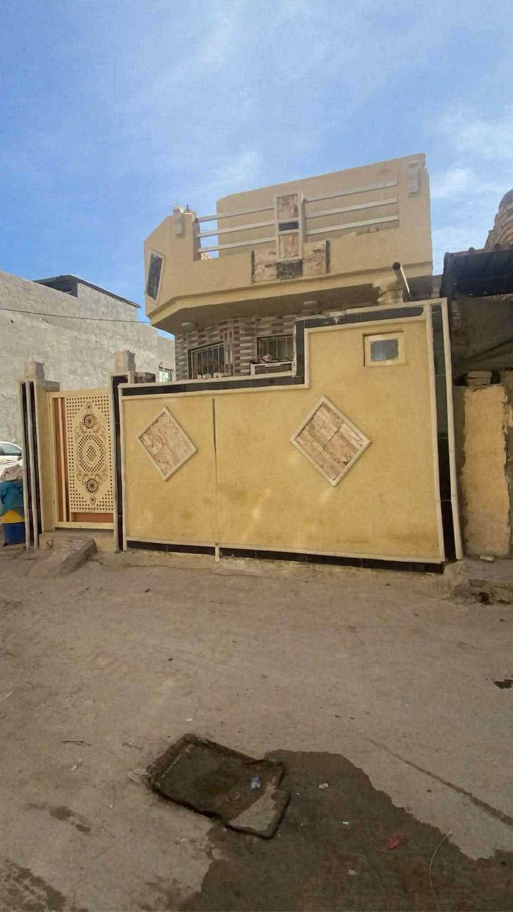 السلام عليكم بيت للبيع بناء حديث المساحه 100متر
العنوان الثوره الغربيه 
الاتصال ع رقم ***********
