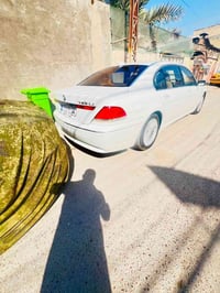 بي ام ٧٤٥ • ٢٠٠٤ • ٨ سلندر