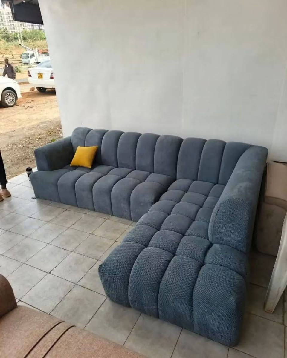 ديوان ١٠ مقاعد • قماش صوره • ضمان سنه