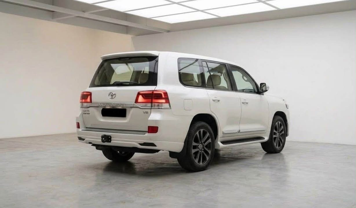 Land Cruiser GXR 2019
وارد خليجي 
فول فول مواصفات 
سلايت 
بصمة
صندوق شفط
مري شفط
كشنات جلد
3 شاشات وكاميره 
صفر شركه مهند
مغلف ppf ضمان
رقم شمالي باسمي رقم وسنويه و هزه جديد
كل شيء جديد
على ايدي فقط اني صاحب الاول مالتها
بدون صبغ 
سيارتي كفالة عامة من دعامية لل دعامية 
105 الف كيلومتر ماشية
مكان زاخو
***********
عندي واتساب
