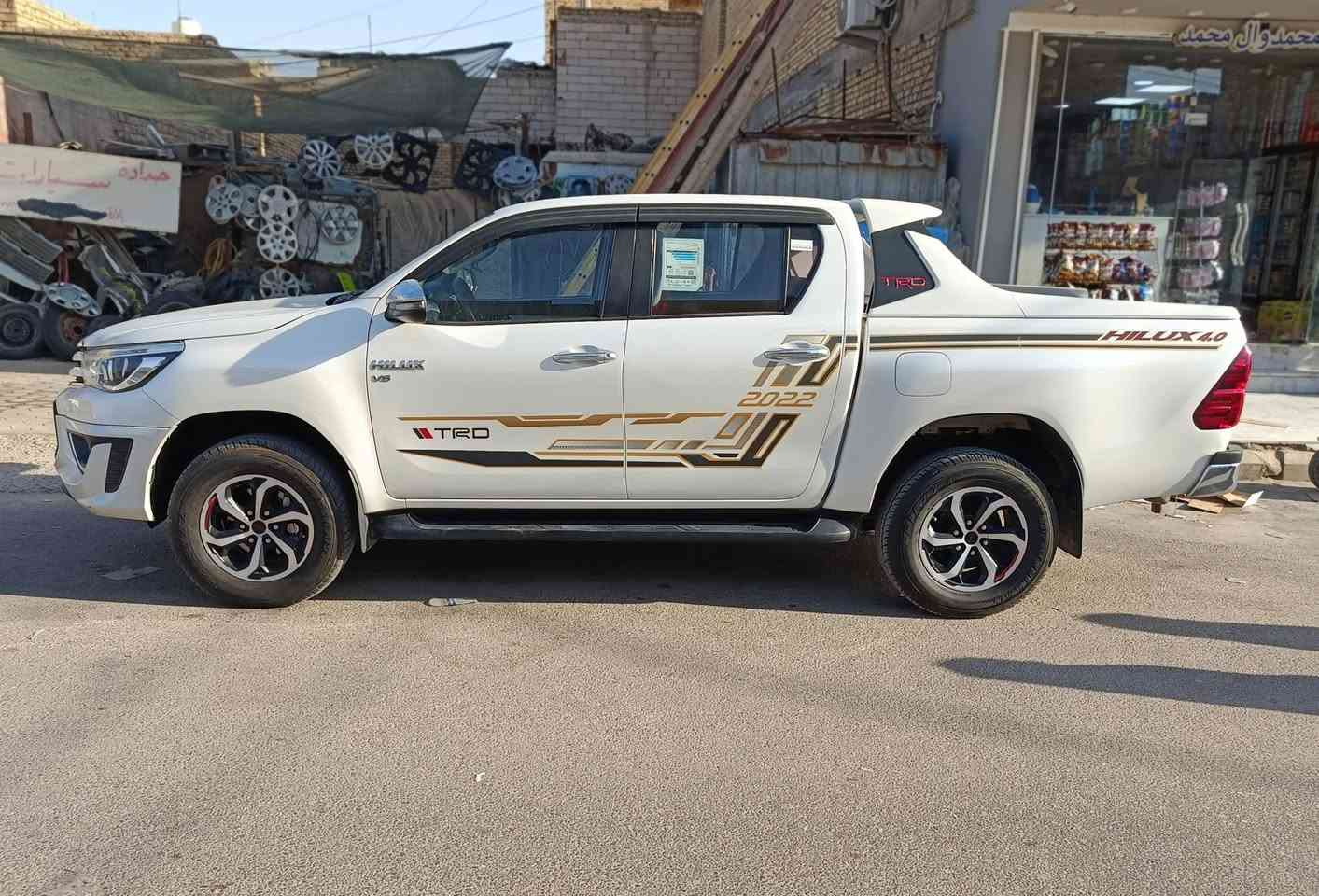 🚘 للبيع هايلوكس TRD موديل 2020
هايلوكس TRD V6 مكينة 4000، 6 سلندر،  أوتوماتيك، فور ويل 4×4، بصمة وتشغيل زر، دخول ذكي، مثبت سرعة، شاشة، كامرة خلفية، حساسات، تحكم ستيرين، مكيف أوتوماتيك، ويل TRD ولايت زنون، LED والسيارة نظيفة كلش، لا ضربة ولا صبغ، صبغ مكفوله بالكامل، داخلية مرتبة وما بيها شي، ومكفولة من كلشي
.تحويل ثاني يوم
💰 السعر 280 ورقة 
شراي يتصل ***********
