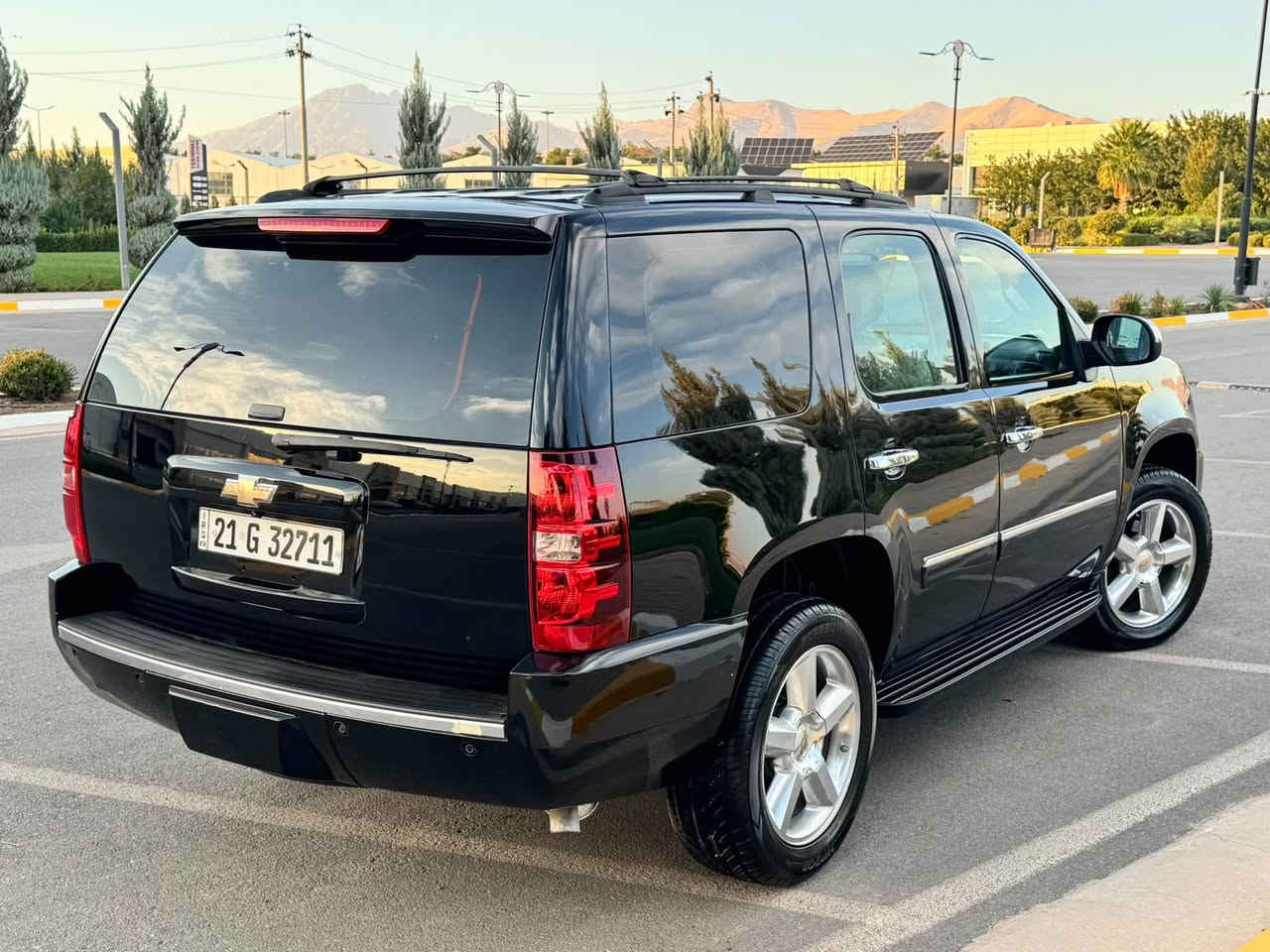 تاهو LTZ • ٢٠١١ • ماشي ١٠٨ الف