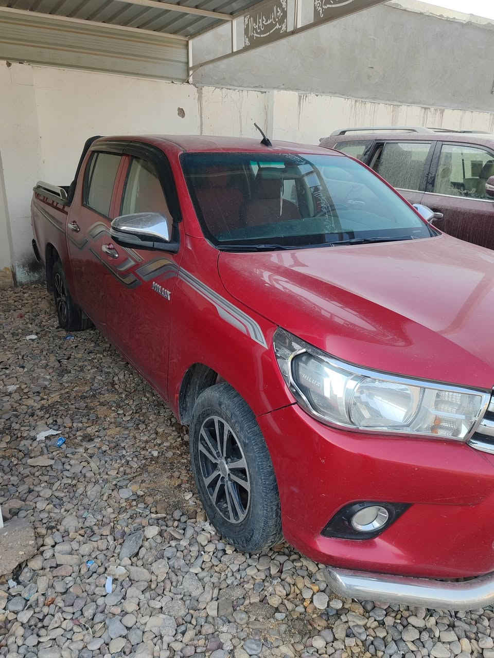 سلام عليكم من رخصة الادمن يوجد تويوتا فلاونزه ٢٠١٨ أحمر كير عادي رقم بصرة بسمي السعر ٢٢٠$ورق أمريكي 
***********

واسط _شيخ سعد
