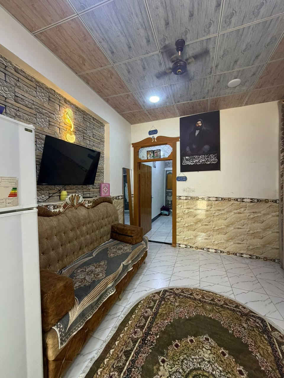 دور للبيع  50 م 🏡
✅#طابو_زراعي_سند_25_أقرار_محكمه

بسعر18/ مليون مع المجال

موقع /نجف 🏡شارع الحولي مال المطار عمود/ 314ركن 

البناء 🏡  

غرفه/صاله معزوله/مطبخ معزول/ صحيات خارجيه  /مكشوفه 

بناء مرتب/ اساس + سقف كونكريت + طابوك/ أرضيه بورسلين ابو ال 60

ألخدمات 🏡 #يبعد_عن_الشارع_العام_50

ماء/كهرباء/مدارس/سوق/تبليط/مولد

