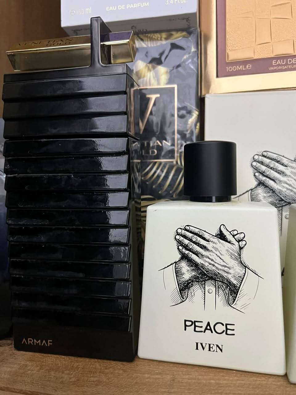 عطور مستخدمة للبيع بأسعار حلوة ضمان كلهن اصلي وكل عطر علبته موجودة ماعدا سايلنت والاسد بوربن
وعندي مرمرة وعساف فرانكل بلاك الكسير وفرانكل ستورم مسلفن
اي استفسار ***********
