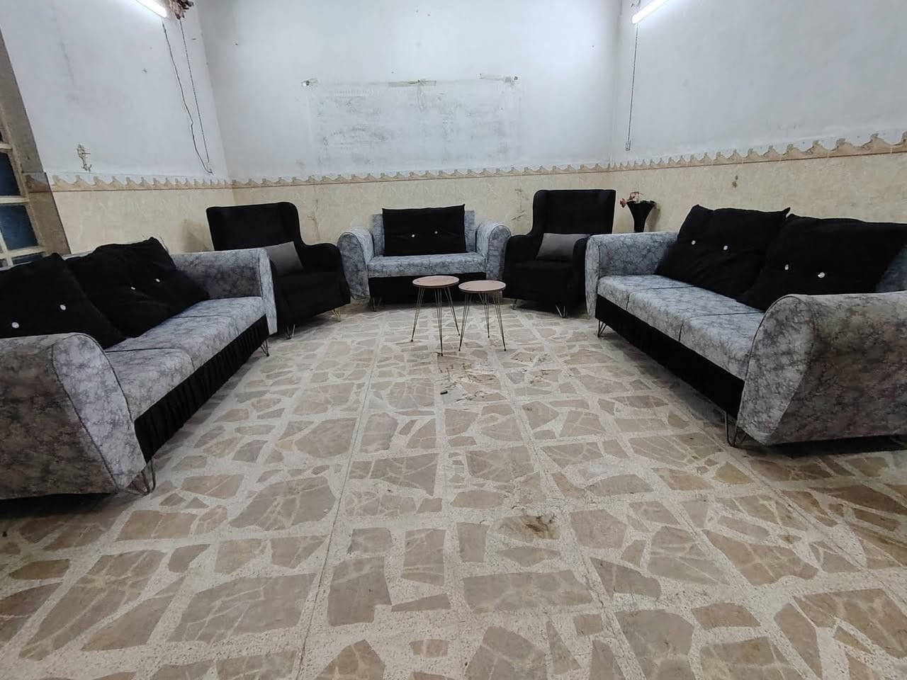 تخم • ١٠ نفرات • بلنجف
