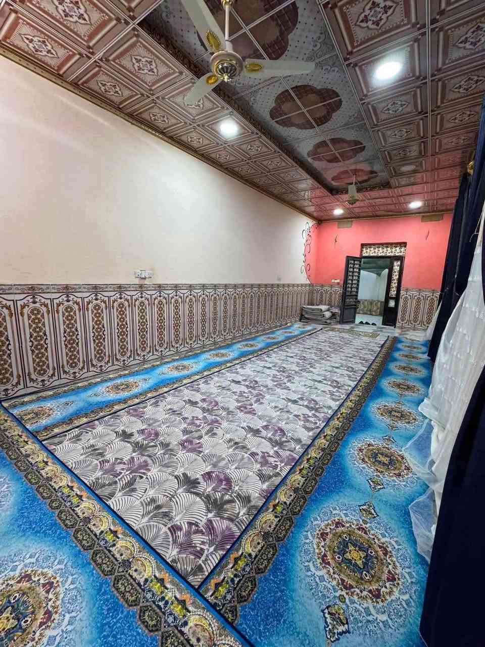 بيت زراعي بي وصل تطويب مساحه 230م
منطقة الدجين شارع مولد قصي قريب للشارع العام 

بناء بلوك كهربائي عكاده رباط 

يحتوي على 

استقبال 

وصاله 

وغرفتين 

ومطبخ 

ومجمع صحيات

ومناور

وساحه كبيره 

متوفر ماء وكهرباء ومجاري دفن 

عرض الشارع 12 متر 

السعر 57 وبي مجال 

واتساب *********** علاء بدر
