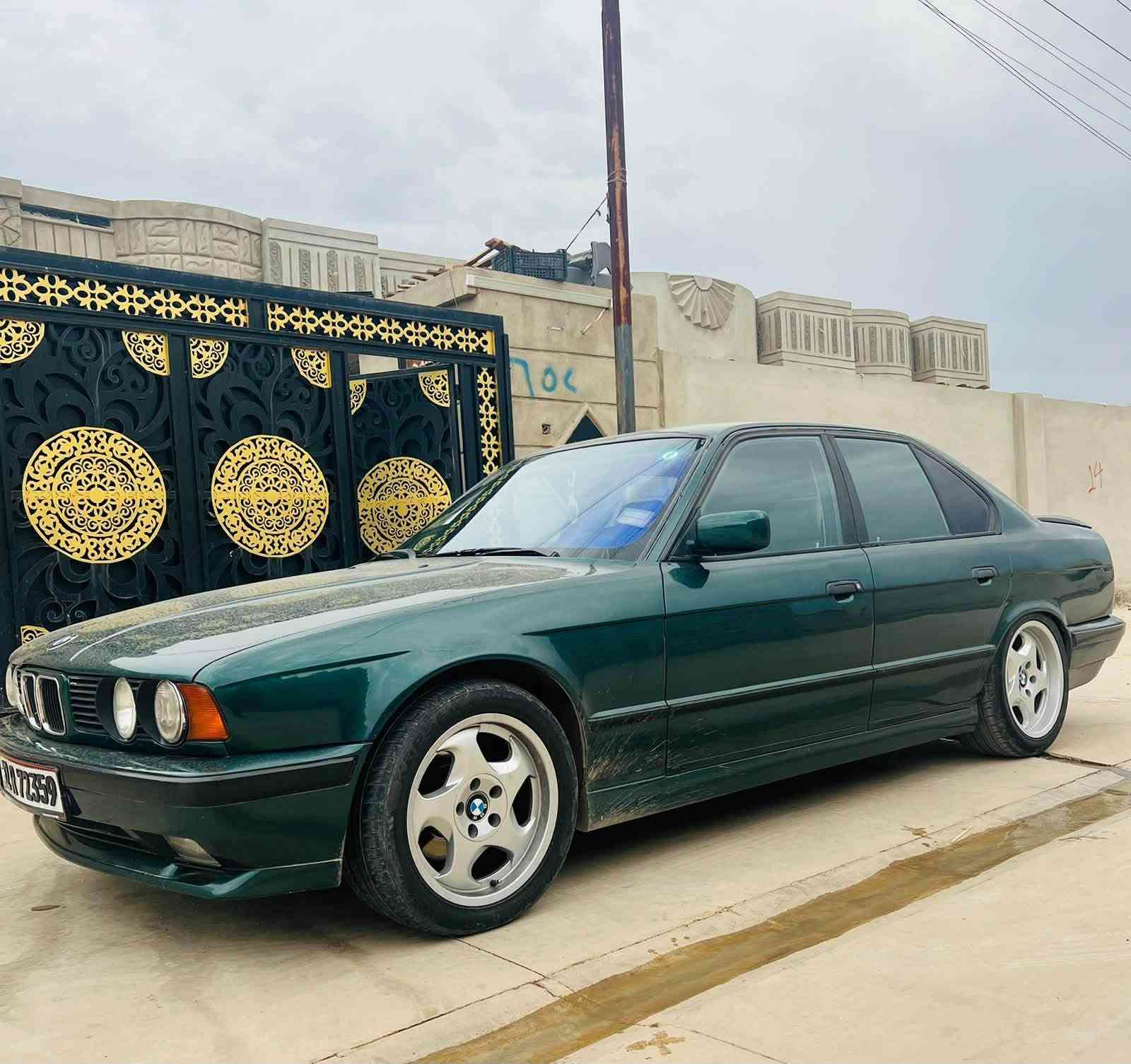 بي ام ٥٢٥ • موديل ١٩٩٢ • ويل M5