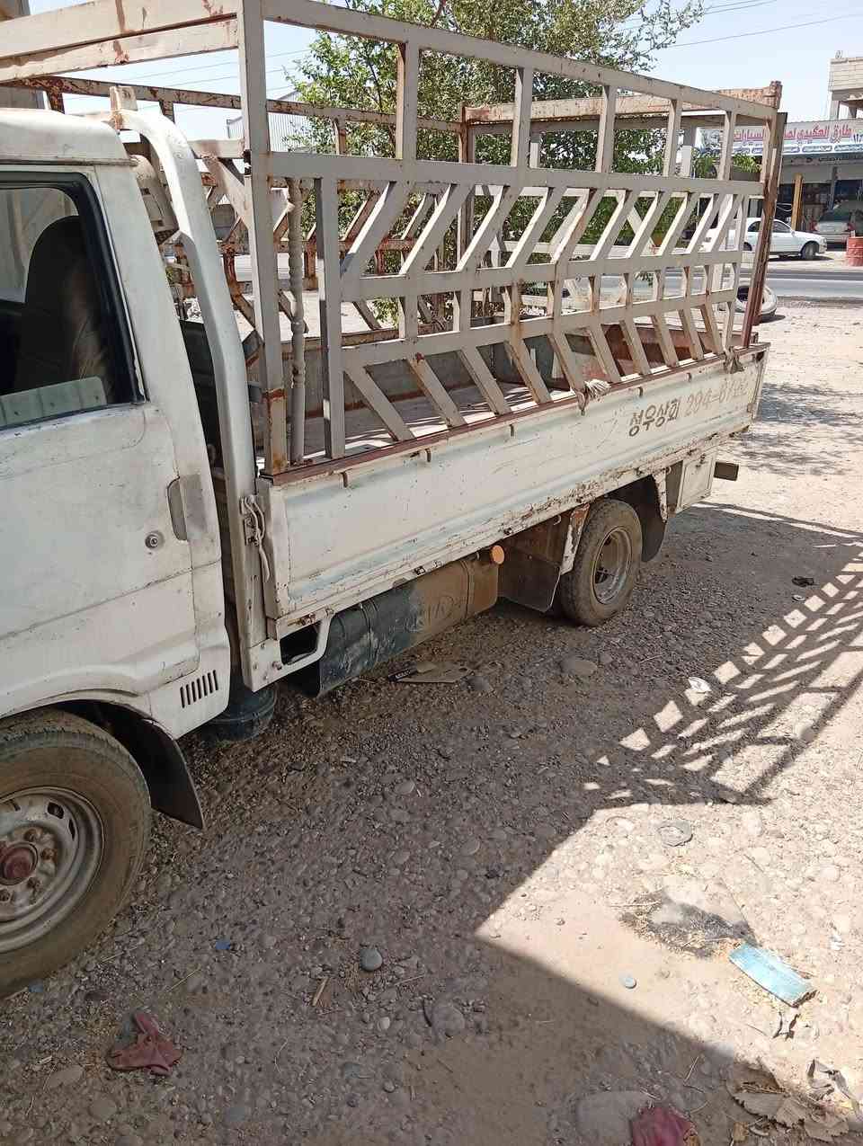 السلام عليكم 
كيا بنگو صلاح الدين /بم ومحرك شرط الگير بس الثاني ما يبدل
راعيها الشرعي بالشرگاط شرط التحويل
السعر 23 وبيها مجال قليل للشراي سياره مال شغل بس محتاج ابيع مكاني القياره /دور القاعده 
للاتصال ***********
