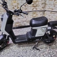 دراجة شحن • R8 • بدون بطاريات