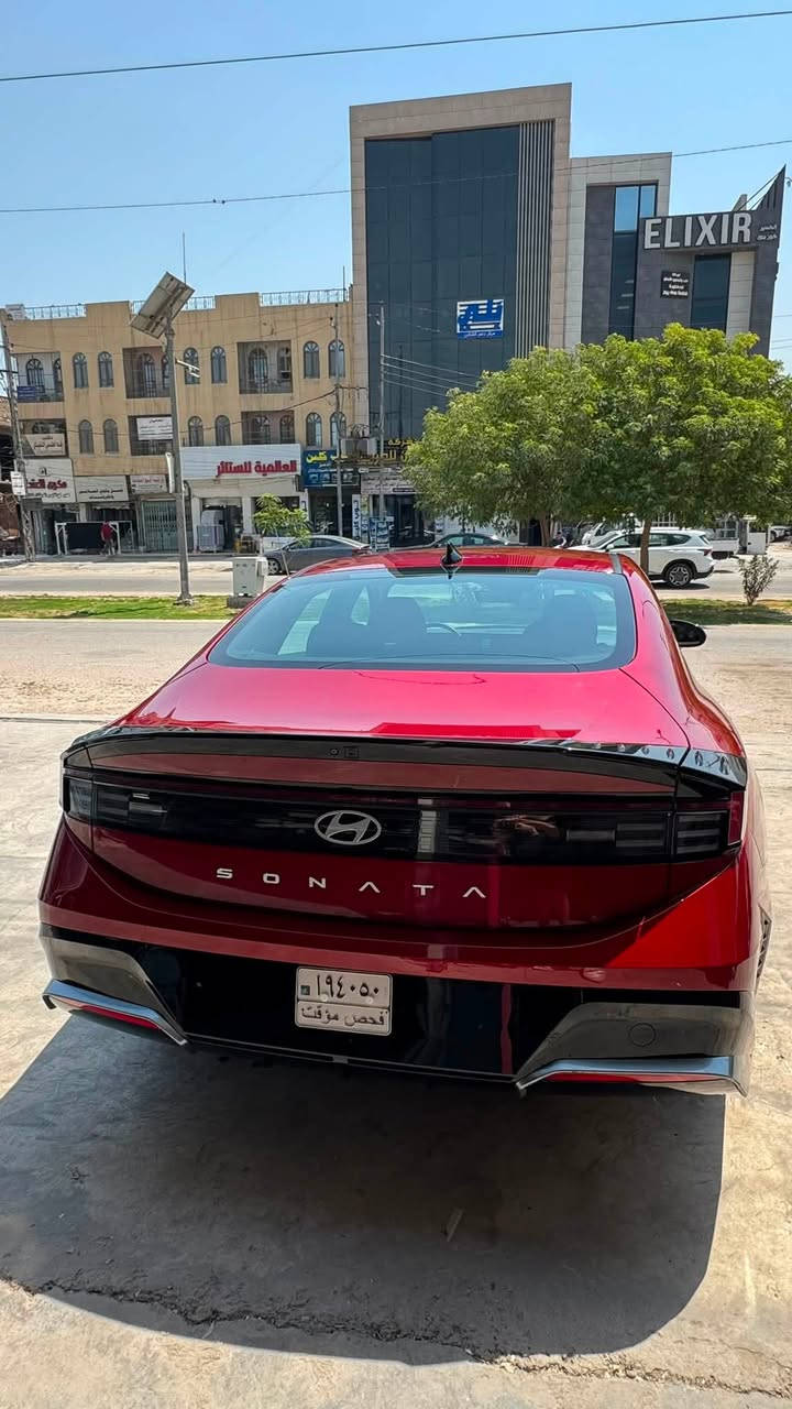 هونداي (سوناتا )
موديل 2024 
ماشيه34 mi
مواصفات ل SEL المعروفه 
تجي فول مواصفات ماعدا الفتحه والكشنات الجلد 
الحادث جاملغ وبنيد( بدون دواخل لا شواصي لا لغود حته الراديتر الاصليه مالتها ) السونار مرفق مع الصور
(بدون ايرباك )ولا كلوب بلدشبول
السياره جاهزه من كلشي بدون نقص 
بدون رقم تترقم جميع المحافظات 
مكان السياره حله شارع 60 
***********
السعر 176$
