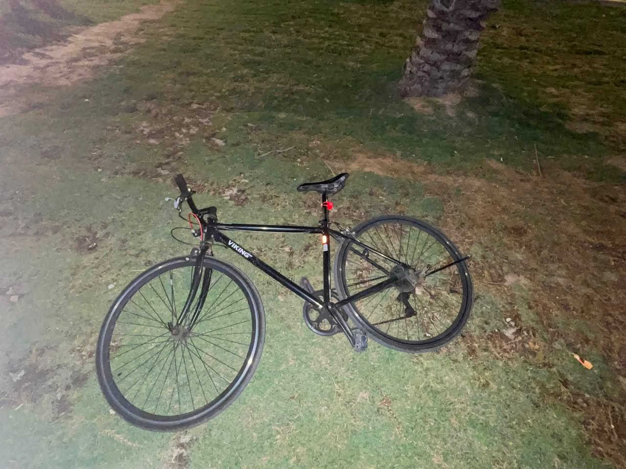باسيكل C700
حجم 24

بس التاير الخلفي مبنجر

مكاني القبله حي المهندسين

السعر 70 الف

رقمي:***********
