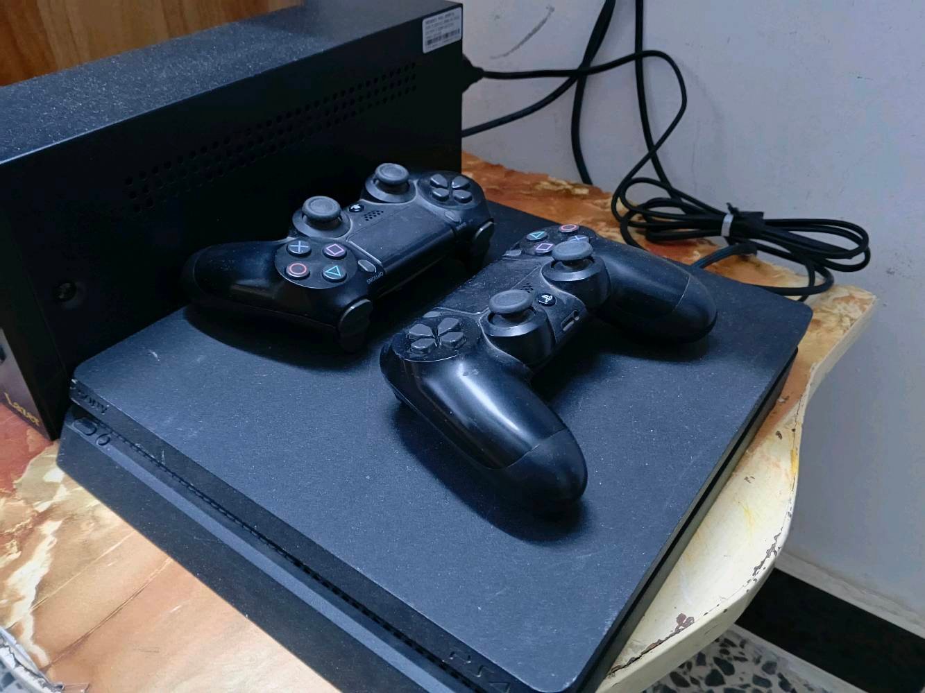 بلي فور  مع يوبي اس جديد كلش ما متعوب استخدام قليل مع ثلاث اقراص هدية  ,GTA sandryas, بيس 21,GTA v