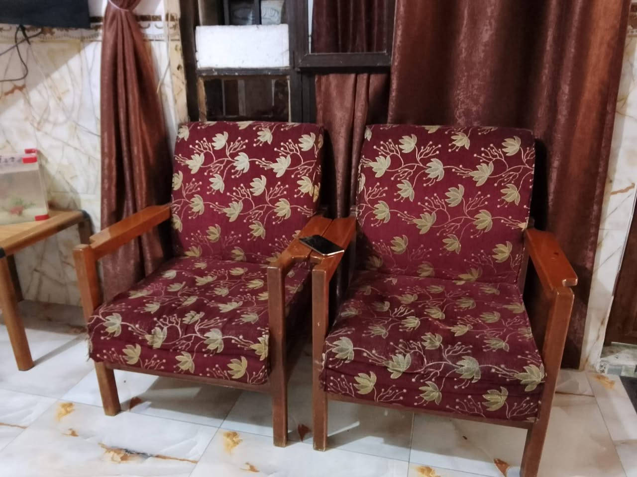 غراض للبيع منطقه السيفيه قرب جسر المثنى
للأستفسار الاتصال على هذا الرقم 
***********
