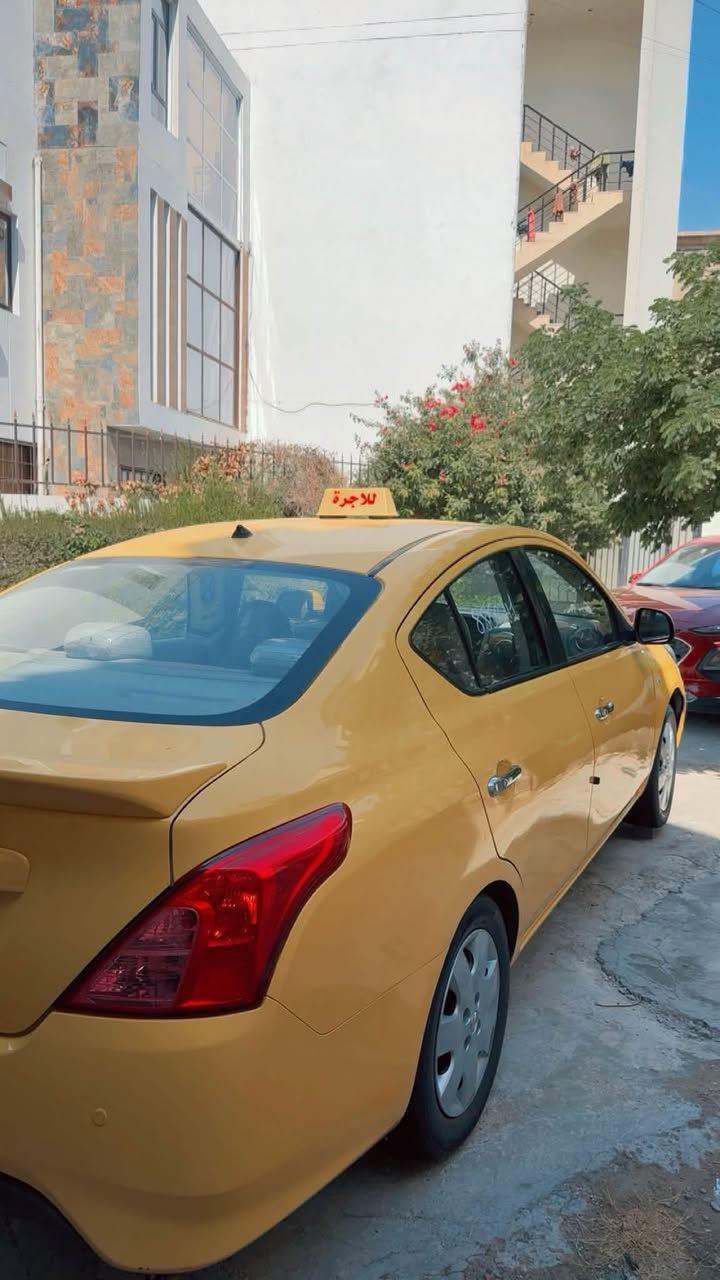 السلام عليكم نيسان سني موديل 2021 سيارة 🚘 ماشية 150 كير محرك تبريد كفالة 
تخم تاير جديد باتري جديد 
دوشمة عام سيارة بسمي تحويل ثاني يوم مكاني بغداد 
***********
بي وتساب
