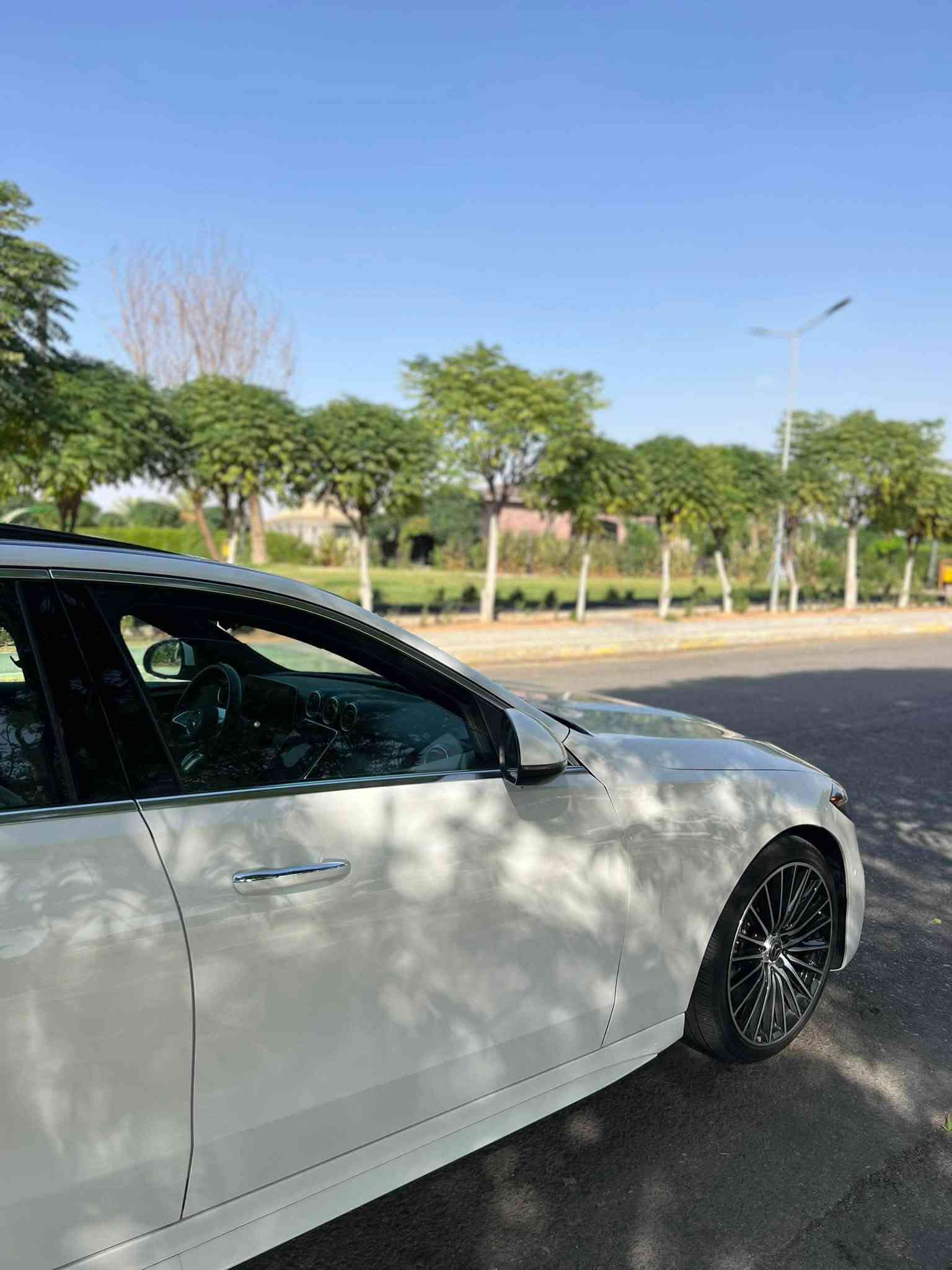 C300 AMG • ٢٠٢٤ • ١٣٠٠٠ ميل