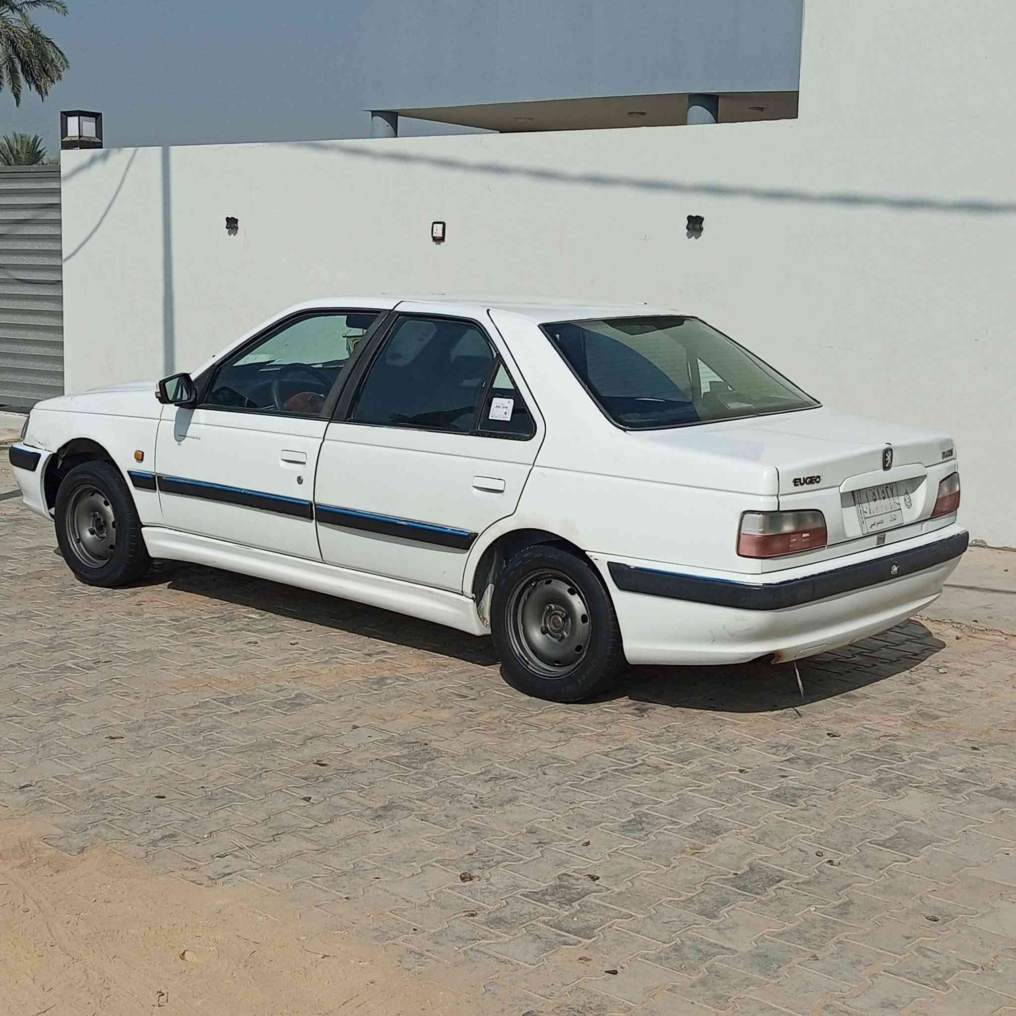 سلام عليكم بيجو بارص موديل 15 سنويه ل 2027 شهر ل 7 سياره كير مكينه ع شرط اي نقص اني تحمل مسئوليه ترايك وين ما يعجبك  سياره بيها قطعه وحده باب صبغ اثر شخوط عتب ما بيهن شي تجي وتشوف بعينك تبريد ثلاجه تدفئه  مكان سياره النجف الكوفة  رقم ***********  سعر 46 وبيها مجال
