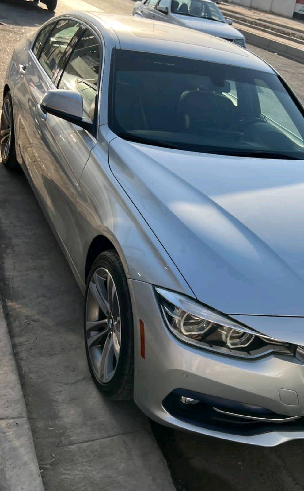 للبيع/BMW/ 330/ 2018
المحرك (B48) 2.0 T
وارد امريكي بدون حادث 
الحاله / تقرير وبشرط قطرة ماء مابيها تجي تفحص وين ميعجبك 
السيارة بحاله ممتازة (صفر مسج )
المواصفات 
فتحة سقف 
شاشة + مقاعد جلد كهرباء  ميموري وخزن والكشن 3 قطع / صندوق كهرباء 
تدفئة كشنات + تدفئة الاستيرن 
داتا شووو 
السيارة بحاله ممتازة وماشيه 82000
السعر / 185 وبيها مجال 
الاتصال / *********** 
*********** / علي