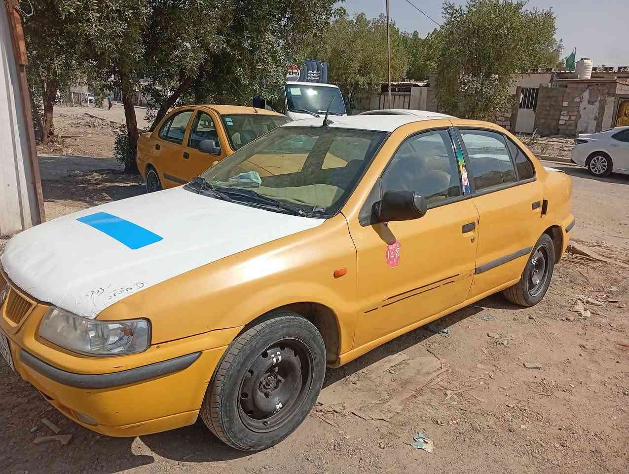 السلام عليكم. 
سمند موديل 12رقم بغداد نكليزي تحويل مباشر
مكينه وكير حداديه خير من الله تبريد ثلج كهربايات كله شغاله
السياره ابلاديه السعر 30$وبيهه مجال العنوان بغداد البياع رقم الهاتف ***********
