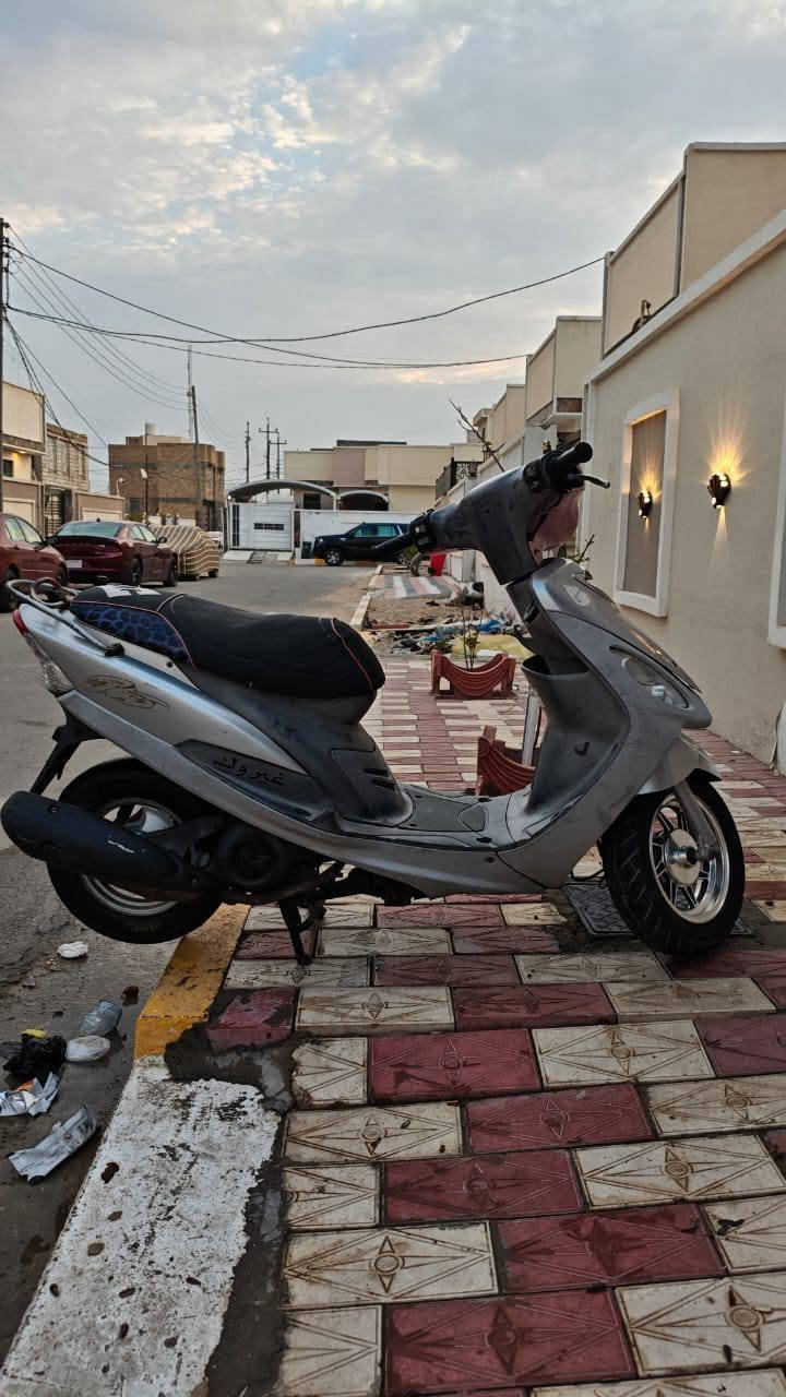 السلام عليكم 

ماكس منغولي 
مامفتوحه شرط الفحص. 
صارلها فتره طالعه من حاويه

كهربائياتها كامله من طول للطول 

سلف فقصه شخاطه / هندر نص دكه 

زوج وياله رياضي نجمه 

تخم تواير مالتها مال حاويه نضاف 

قفل جنطه / قفل سترين 

عداد بانزين / عداد سرعه نقص واير فقط. 

الشراي يراسلني خاص / مكاني ناصريه مركز 

واتساب:***********
سعر: 775 وبيه مجال بسيط حك الجيه
