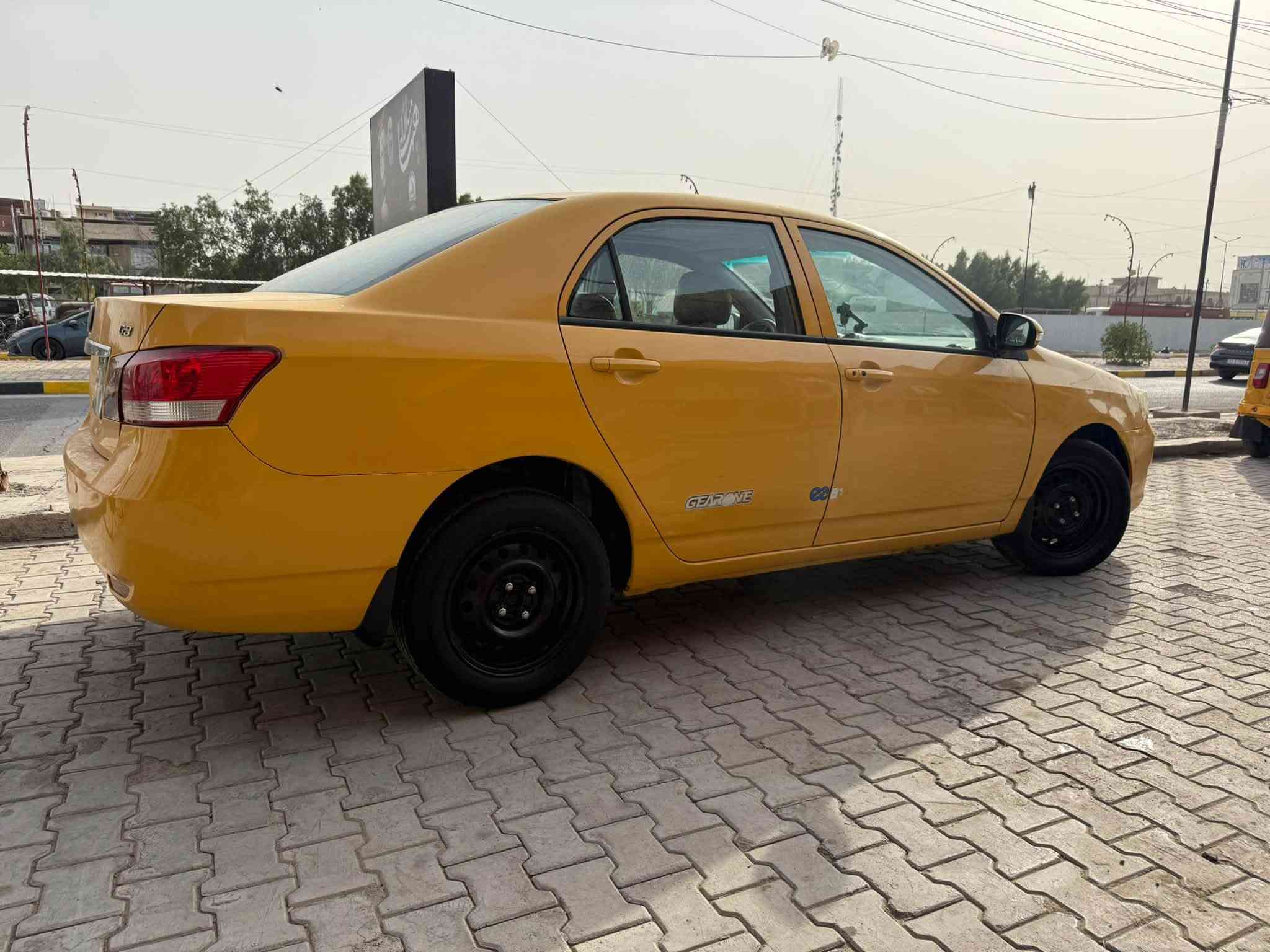 بي وايدي • ٢٠١٣ • ١٥٧٠٠٠