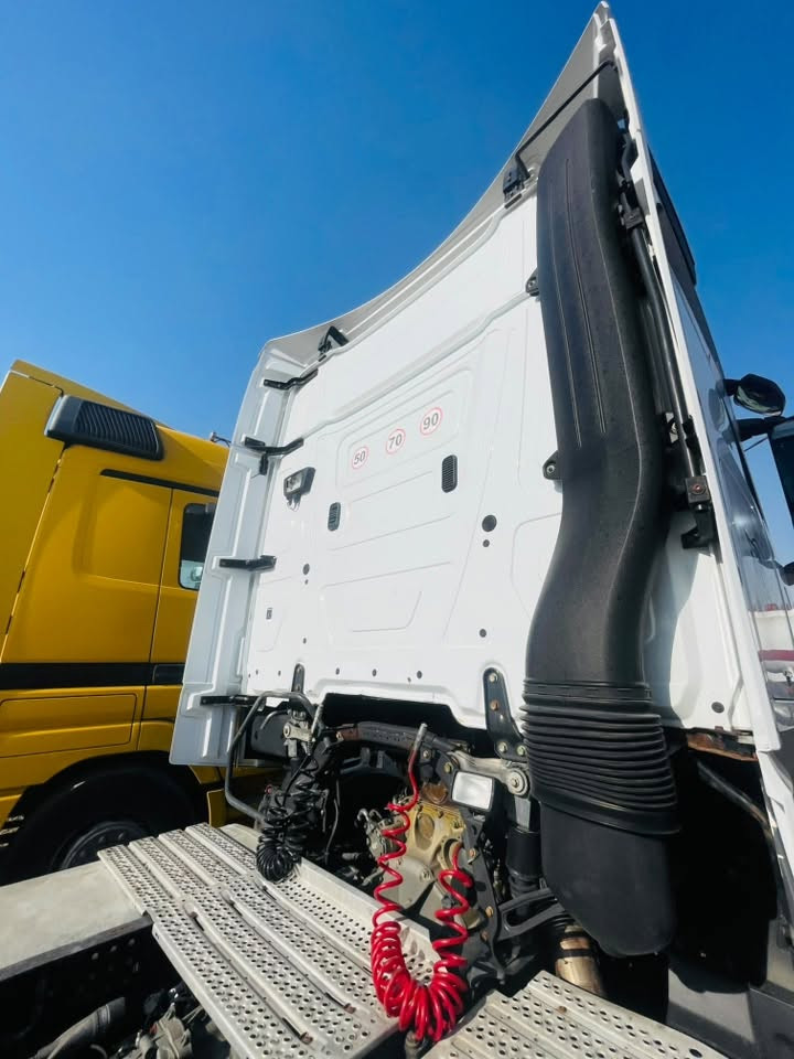 وعش جامبوو للبيع
2016
فول موسافات 
رقم و هه زه جديد
تيرات جديد

***********
