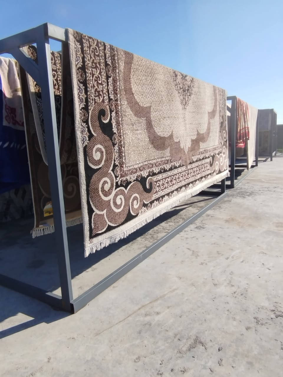 مع غسل مفروشات كاشان تجدون انسب الاسعار ٠٠٠٠
معنا اطمئن على نظافة مفروشاتك
لأعاده لمعان مفروشاتك اتصل بنا على الرقم التالي 
ونحن في خدمتكم ***********
يوجد لدينا خدمة توصيل داخل خانقين
