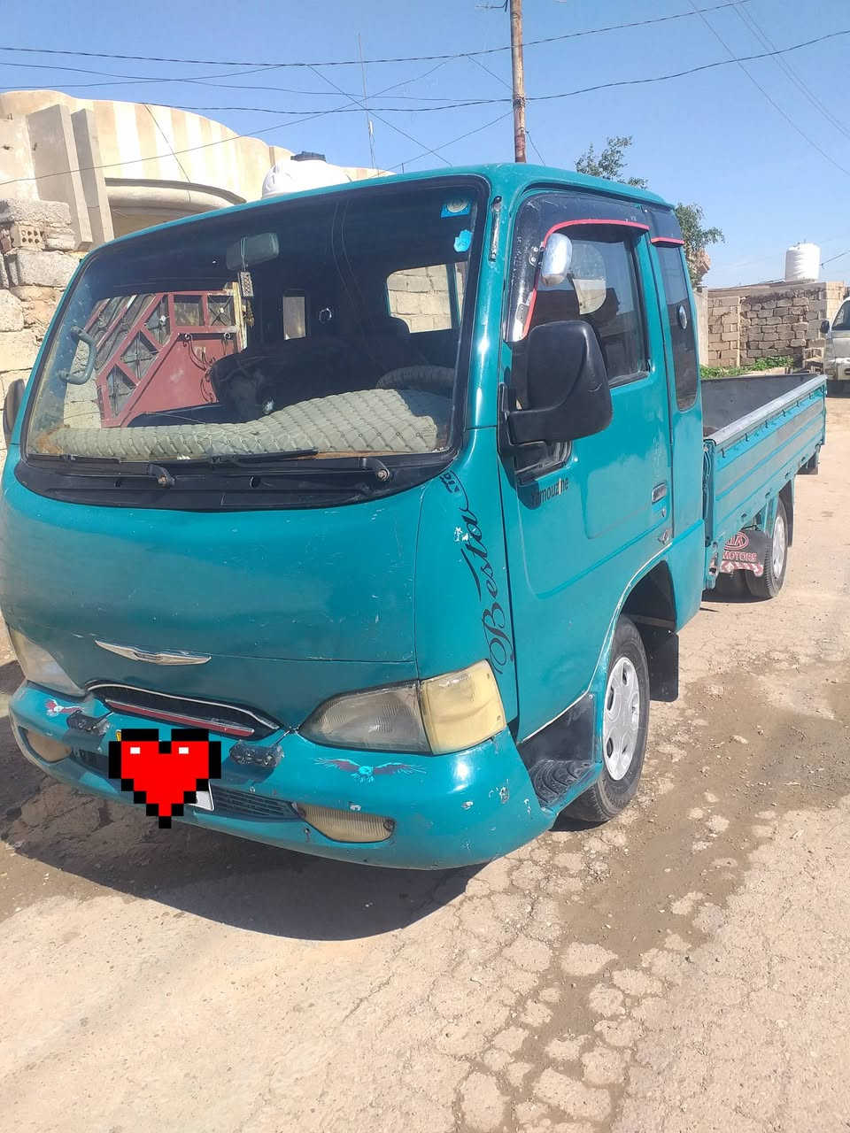 السلام عليكم
سمسونك موديل 99
رقم انكليزي تريد وكالى 
تريد تحويل سنويتهاا ل٢٨
تخم تاير نضيف حدايديه جديده
كير مكينه مكفولات شاصي مكفول 
كهربايات كلهه شغالى السياره مصبوقه احزام
رقمبدون ضربه السياره بسمي مكان السياره صلاح الدين بلد
السعر 45 مجال لشراي يتصل 
***********

