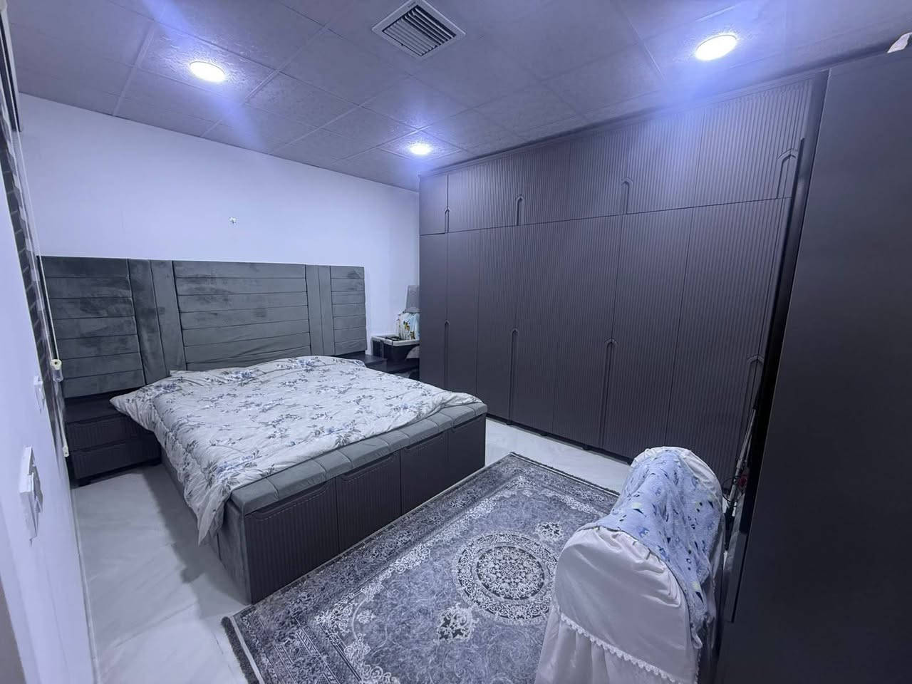 #دار #للبيع  🏠 بناء حديث 
#العنوان: بنجاعلي مقابل ملعب شارع عريض
#المساحة :-  100متر 
#المحتويات: 
-غرفةنوم
-هول.
-مطبخ.
-استقبال 
-صحيات خارجي وداخلي. 
-درج خارجي
-نضام دكت

#للأستفسار الأتصال على الارقام التالية :-☎️
👈📞 ***********📲
👈📞 ***********📲
أو مراسلتنا عبر { فايبر ــــ وتساب ــــ } 
أو مراجعة #مكتب شوان للعقارات والمقاولات الكائن في الحرية علاء سايدين بنجاعلي مقابل جامع عبداللة و حديقة مثلاث
            🌹{  #نتشرف #بزيارتكم }🌹
