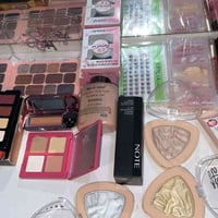 عرض ال 25  تواصل واتساب مو فيس 07753528118 يحتوي ع كريم اساس 𝟒 ماركات ...