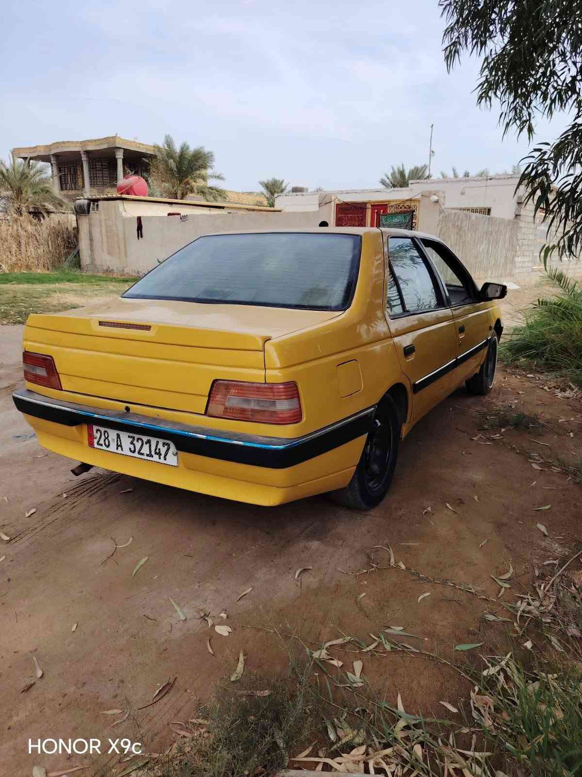 405 موديل ٢٠١٦ • رقم نكليزي • سياره نضيفه