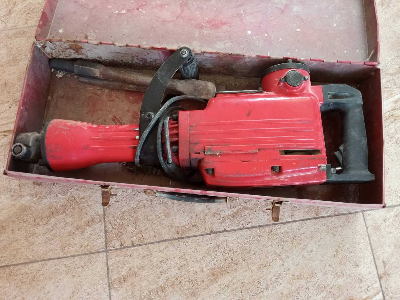 دريل جديد اشتريته فلشت بي رباط وضميته سعر قفل ٨٠ بغداد البياع هاتف ***********

