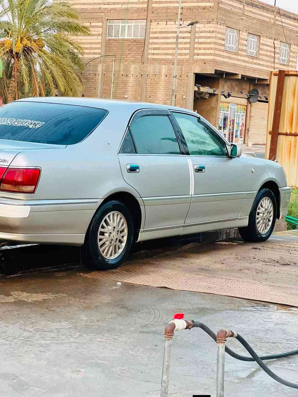 سلام عليكم ملكه مديل 2002 كص قماره فقط بسمي بصره الدولي مكينه وكير كفاله D4الجبير. كرستال أصل تخم تاير وحداده فول تبريد ثلج شاصي 75 
كشنات كهربائي ستيرن كهربائي 
السياره حلوه ومتعوب عليهه 
المكان بصره الهاتف *********** واتساب 
السعر 112 المدينة, البصرة
