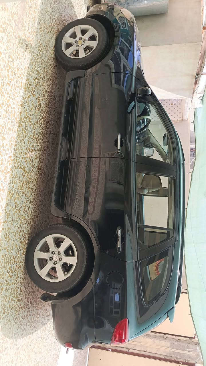 السلام عليكم السعر 112 وبيها مجال سنتافي 2008 لمتدد فول عدا بصمه سنويا باسمي محرك 6/3300  لاصرف ولا نفخ /محرك كير شرط/ تبريد ثلج/ ضرر جاملغ امامي والسقف وكعت علي حجره وانصبغ بدون تكم وبدون دواخل 
للاستفسار ‏‪***********‬‏
