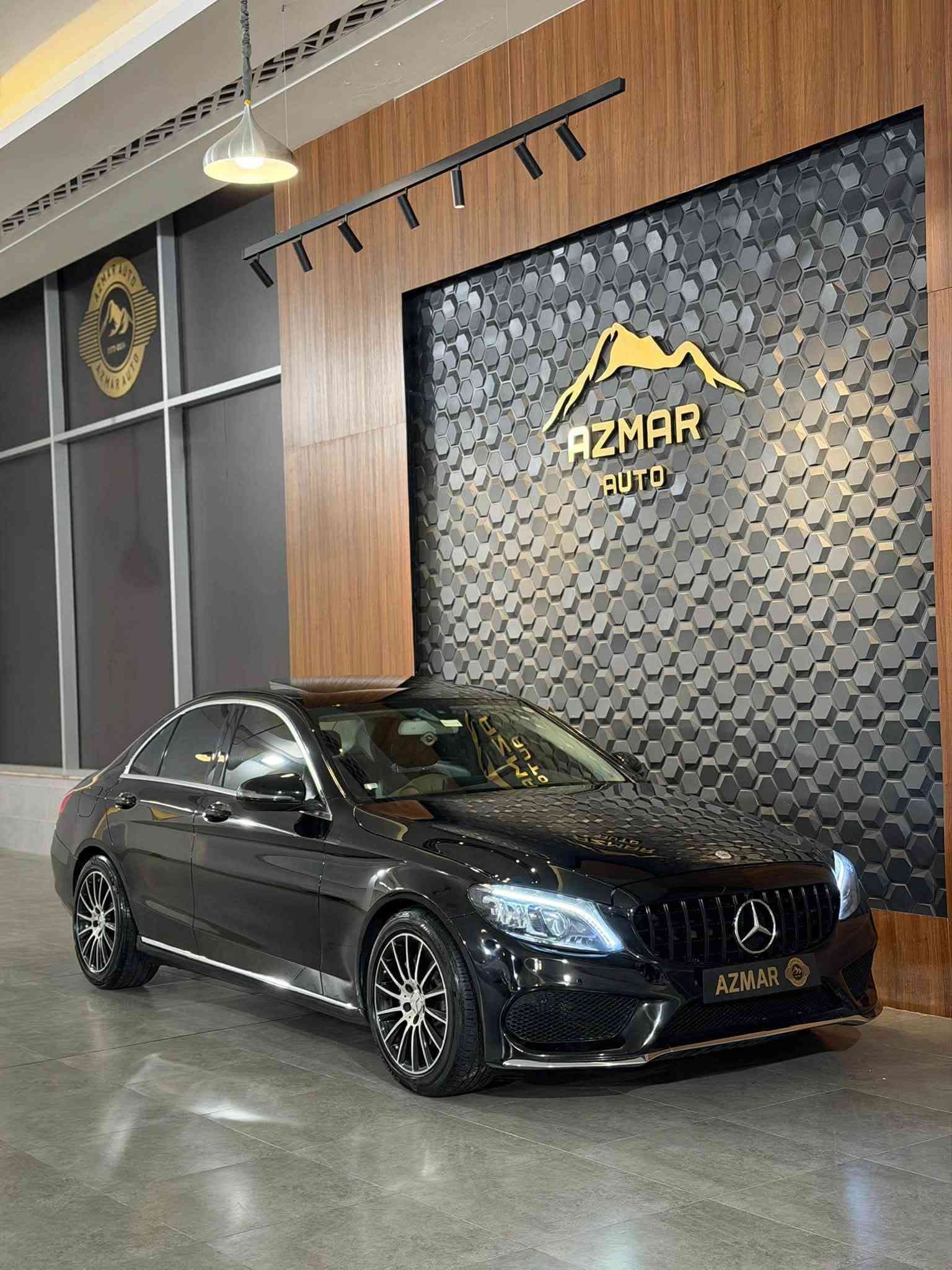 C300 AMG • ٢٠١٨ • وارد امريكي