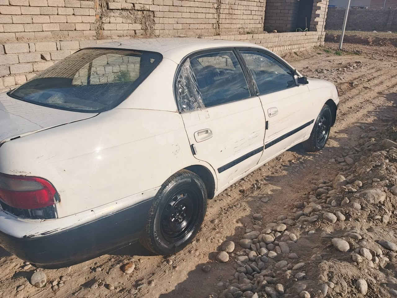 السلام عليكم
سياره فرخ بطه ادوات مامسجل كير محرك شرط كهربائيات شغاله تحتاج صدر السعر (18) ورقه وبيها مجال قليل
مكاني ناحية الزاب 
***********
