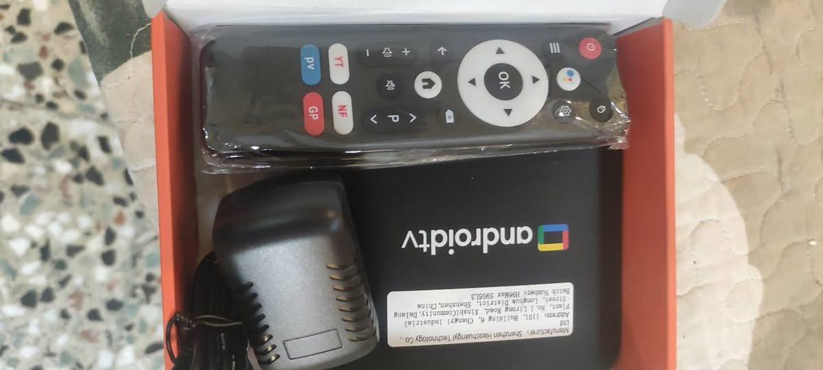 سلام عليكم جهاز H96 Max M3 TV Stick RK3528، يعمل بنظام Android 13، يدعم ذاكرة 2 جيجابايت/16 جيجابايت، وواي فاي 6، وبلوتوث 5.0، ويدعم دقة 4K بمعدل 60 إطارًا في الثانية وتقنية HDR كبس غير مستخدم سعر 40
