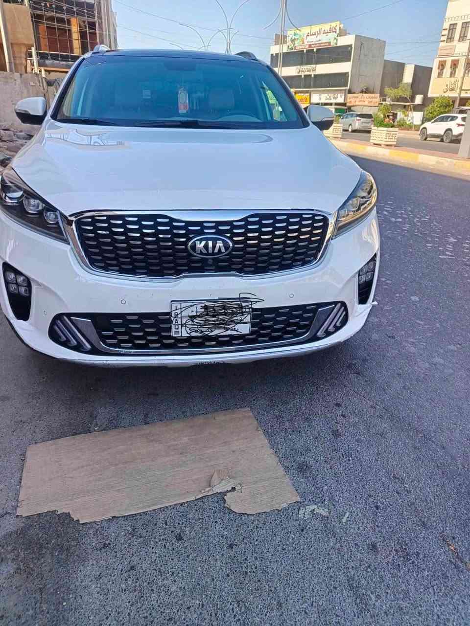 سلام عليكم سورنتو موديل ٢٠٢٠فول مواصفات رقم بغداد  ٦سلندر٧راكب بصمه تشغيل بصمه ابواب بنراما كراسي كهرباء تدفئة تبريد كشنات فور ويل  4كامرات صندوك كهرباء فدكيشن ويل كروم أصلي سياره بيه بارد برأس البنيد مؤشر عليه   صبغ أربع أصابع جاملغ اليسر
المحرك مكفول ماشيه ١٦١اصلي  
الاستفسار ***********
