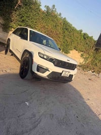 جيب كراند شيروكي  التديود 5راكب موديل2024 وارد امريكي ضررها بابين تبدي...