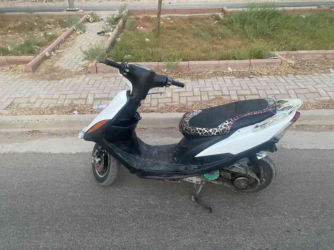 يا الله السلام عليكم ماكس عدله للبيع دراجه حلوه ونضيفه رايده ٣٢٥قفل قفل قفل لا تعاملني ولا اعاملك مكاني بغداد الغزاليه رقم الهاتف***********
