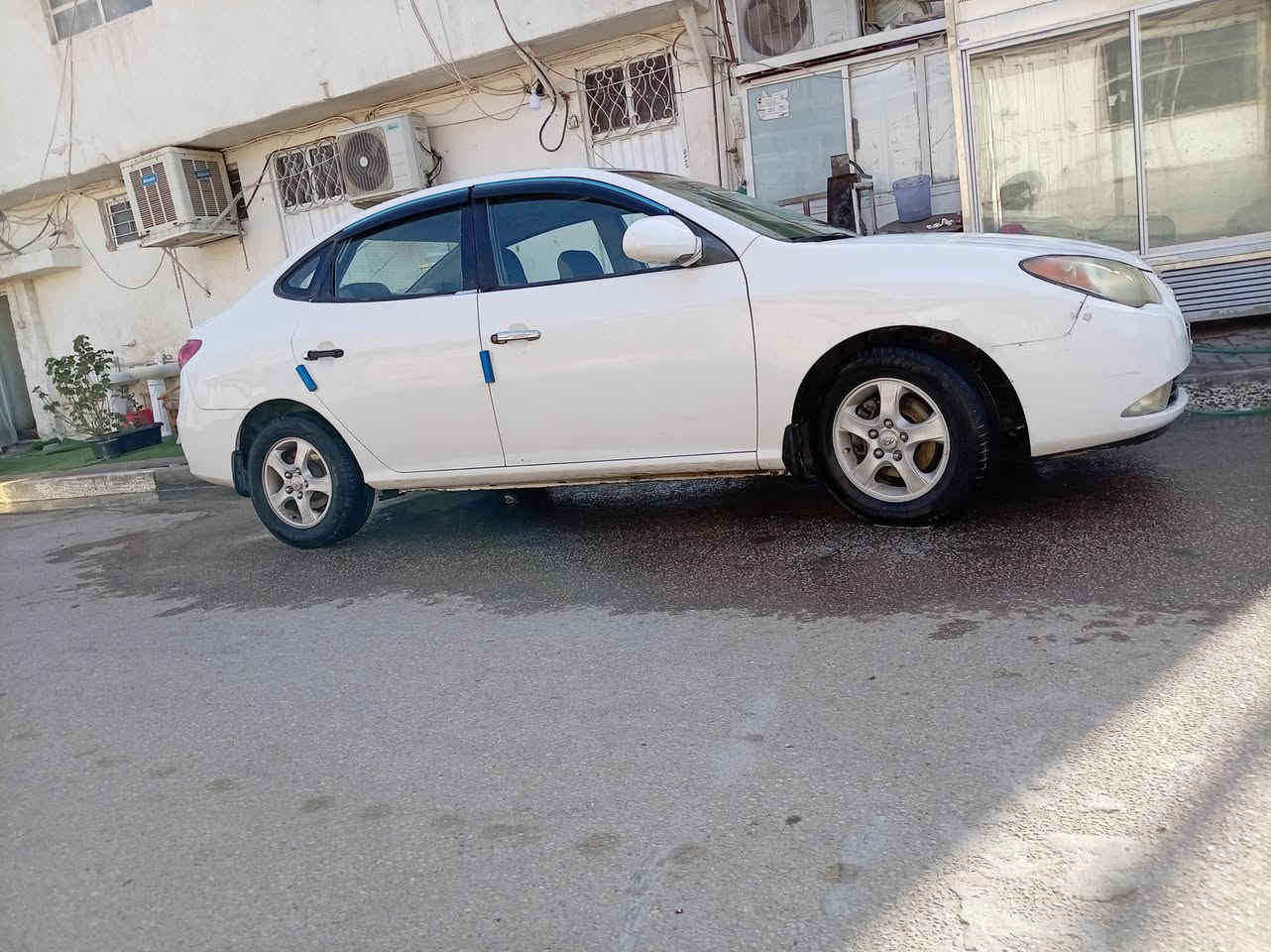 لانتره موديل 2010 خليجي بيهه حزام صبخ للجماليه مكان كربلاء رقم ***********
