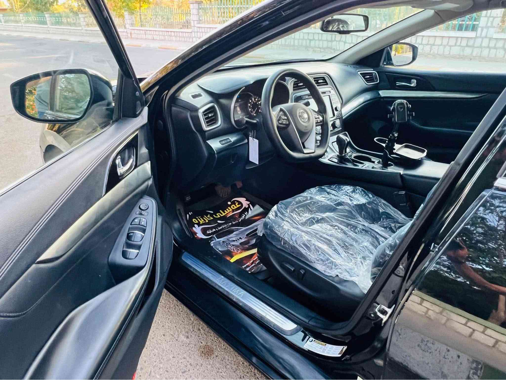 ✈️للبيع ببلاش أنظف نيسان ماكسيما موديل 2019 nissan maxima كتلوكات الشركة وياها السيارة جديدة ونظيفة بمعنى الكلمة 
✅مواصفات S 
‏‎✅محرك V6 حجم 3500 لتر بقوة 300 حصان
✅‏‎ المواصفات : بصمات عدد ثنين 2 
بصمة ابواب وبصمة تشغيل وتشغيل عن بعد 
✅أنظمة قيادة سبورت رياضي و نورمال
‏‎✅كشنات مخمل بالباكيت
‏‎✅كشن كهرباء سائق + سكن
‏‎✅تبريد قطعتين مركزي + تبريد مناخي منفصل
✅كاميرة خلفية ‎دوارة + شاشة كبيرة كار بلي +خرائط GPS 
‏‎✅ويل حجم 18
‏‎✅نقاط عمياء جانبية + تحذير الخروج عن المسار
‏‎✅كروز سرعة تحكم ستيرن + رادار أمامي 
✅اشارات بالمري تحديد مسار + تحديد سرعة 
‏‎✅اشارات ترحيب منظومة زنون أصلية 
‏‎✅ليدات امامية
‏‎✅ماوس تحكم شاشة
✅مكينة گير تبريد كهربائيات صدر كلها مكفولة بشرط الفحص
‏‎✅ماشية 98 الف ميل حقيقي  
✅الضرر  : البچم كبس والخلف كبس الضرر جانبي بابين وجامرلغ خلفي  صبغ صور السونار وصور الضرر مرفق وية المنشور ايرباك درگة جانبي فقط ومرجع بلاد سستم
‏‎✅السيارة تريد تحويل تريد وكالة سنوية ورقم جديد وبأسمي السيارة نظيفة جداً صيانة منتظمة مال جنّاي مبدل هايدروليك گير جديد + دهن مكينة جديد تخم تاير جديد 
مناسبة للمدينة والسفر تجمع بين الاداء الرياضي والفخامة 
✅السعر جداً مناسب 128$ ورقة وبيها مجال بسيط وعندي فيديو كامل للسيارة اللي يحب ادزلهيا عالخاص
مكان السيارة قضاء كلار تابع لسليمانية
للتواصل الاتصال عالرقم *********** كالار, السليمانية
