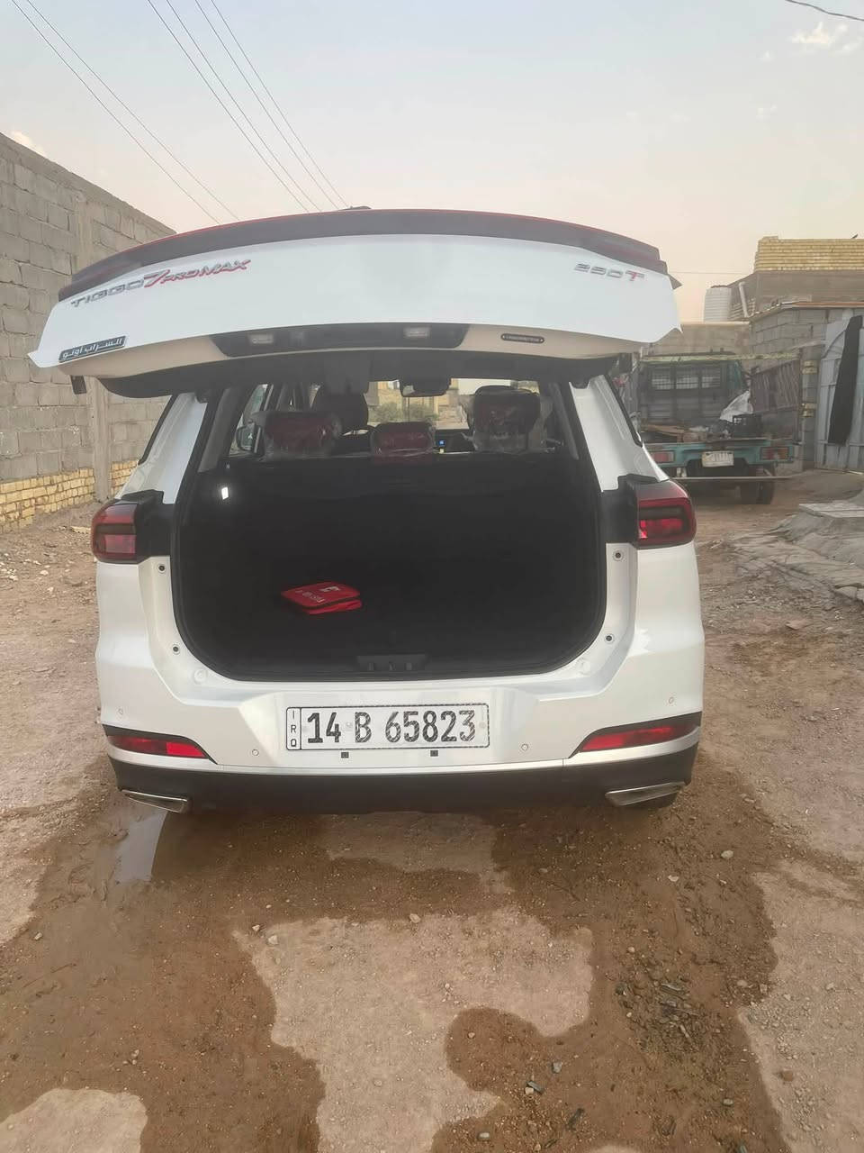 🚘 للبيع شيري تيغو 7 برو ماكس – موديل 2024
✨ فول مواصفات – زيرو عملياً
📍 رقم بصرة
📏 الممشى: 250 كم فقط
🎨 اللون: أبيض
⛽️ محرك 1.6 Turbo
⚙️ گير أوتوماتيك
🪑 داخلية جلد
📸 كاميرات ومزايا أمان متقدمة
🔑 بصمة وتشغيل ذكي
🌐 مواصفات كاملة / Luxury

🔥 السيارة نظيفة جداً وحالتها مثل الجديدة، والممشى قليل جداً.

💰 السعر: 28,500,000 دينار
💵 قابل للتفاوض بالمعقول عند الجدية فقط.

📞 للجادين فقط، التواصل خاص.
***********
