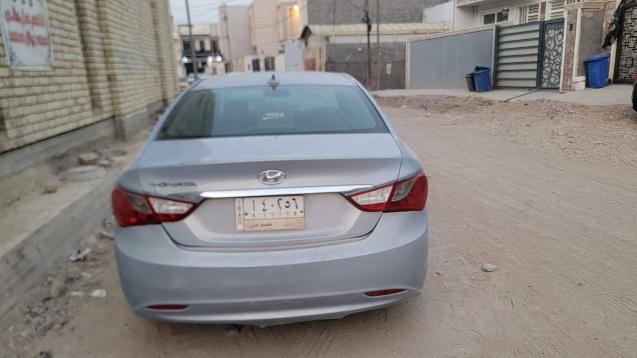 ***********السلام عليكم  ماكو هيج أسعار  والله بس الظروف تحكم بالعافيه إلياخذه  كير ومكينه وحداديه وتبريد كله كفاله  
تحويل مباشر بسمك  مكاني باحله رقمه بابل  سياره بيه بالحزام صبغ إني ابيع احزام هيه مو حزام 
السعر  ٦٩ قفل 🔒 بدون عمله تفيدك اخليك عل راسي ما تفيدك هم اخليك عل راسي ***********
