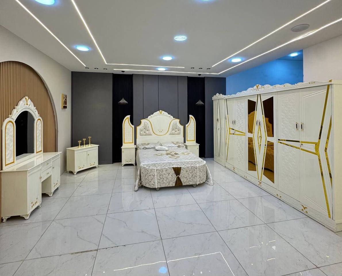 💎شركه الوسيم 💎♦️3♦️
حصرياً الموديل الجديد والمميز 

غرفه نجاره قتصاديه 🛌

متكونه من 9 قطع مميزه 

الكنتور ارتفاع 240 طول 320 

مع الزاويه مجموع الطول 4 امتار 

السمك الخارجي للغرفه 5 ملم انديف

والسمك الداخلي 3 ملم معاكس ابيض

💎للحجز واتساب ***********💎
 #غرف #نجارة #اثاث #توصيل
