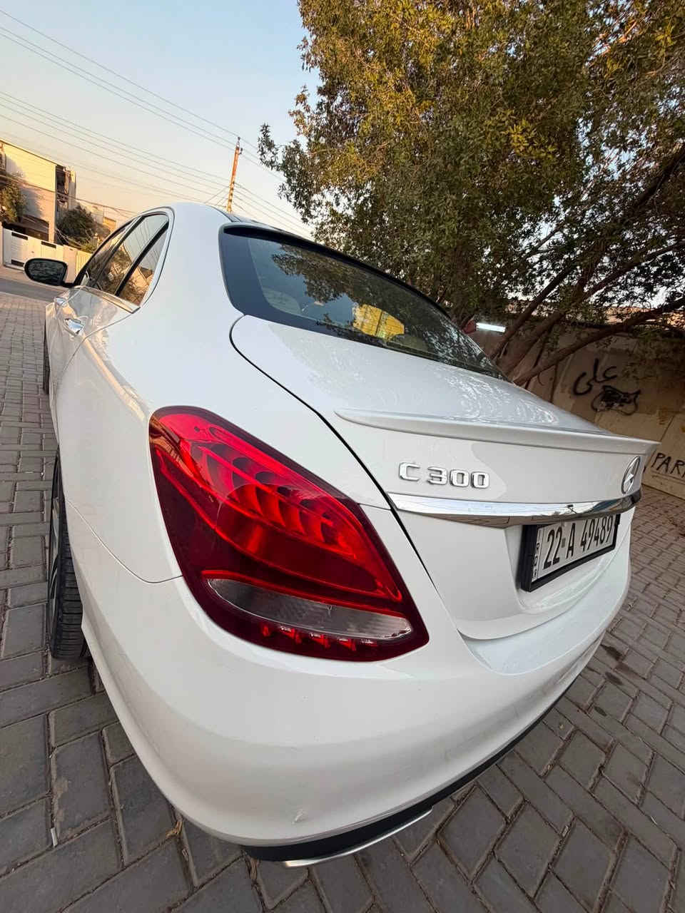 مارسدس c300 فول صفر مسج 
صبغ جزء من لبنيد 
ماشية ٩٠ mil 
بدون نقص جاهزة سيارة 
مكاني بغداد  
162$ 
***********

نص مكتوب في الصور:
- 000-23983588 - 12/12/2018 INSURANCE AUTO AUCTIONS, INC. - IAAI.COM 000-23983588 - 12/12/2018 BidFax.info