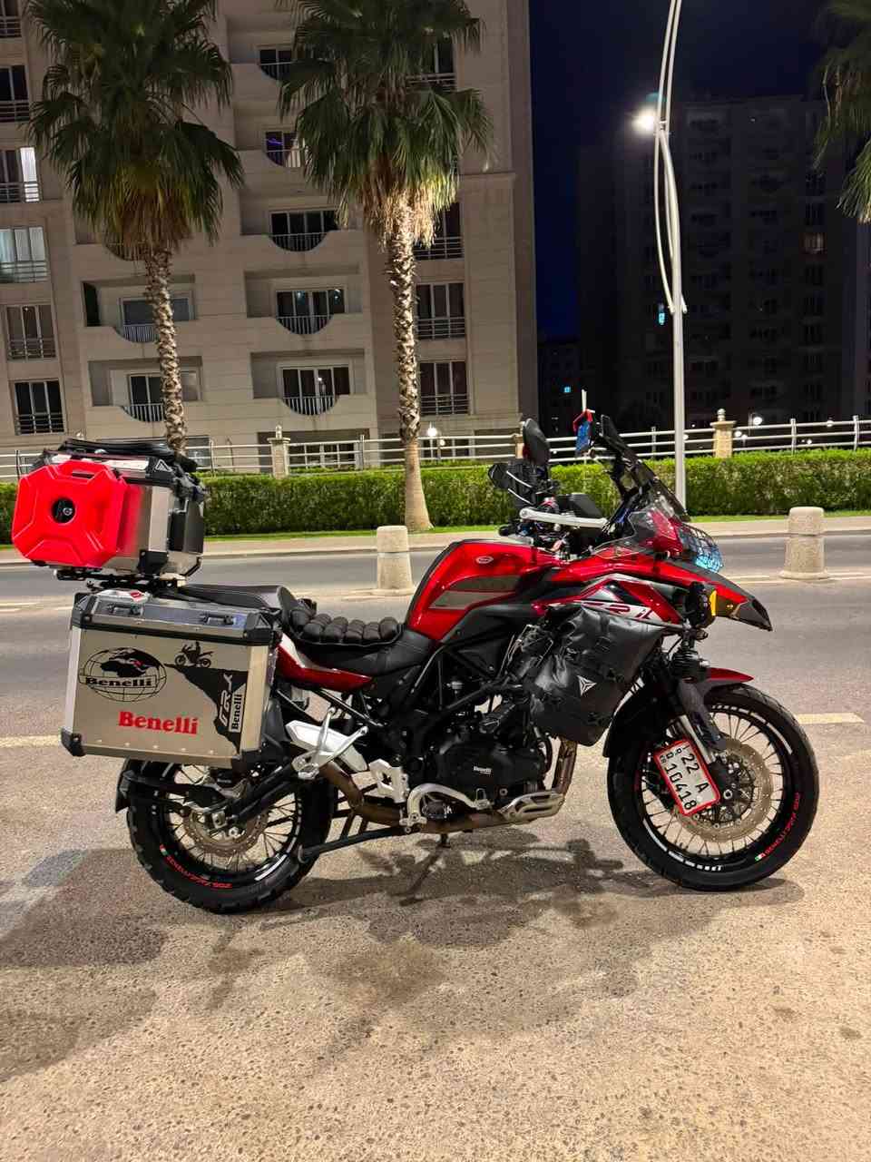 دراجه trk502ccايطالي 
دراجه ماشيه 30000
رقم اربيل سنويه بسمي شرط التحويل 
مزوده مصروف عليها اكثر من 500 دولار 
درع تفصال 250 الف 
بلاجكتورات ثلاث ازوج اكثر من 200 دولار 
لايت زينول 
وشم صناديك 
شاشه زايد كامرات امامي خلفي 
جنط تزويد 
صندوك عده المنيوم 
جلاكانات ترحال اصلي 
الدراجه موديل 2024
جاهزه اطلع اتري عل بصره 
السعر 58 وبيها مجال قليل

‭+964 773 966 7982‬
***********
